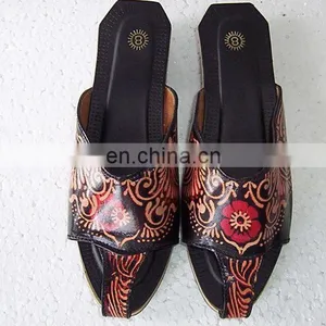 Leather Slipper Exporter, Leather Footwear Manufacturer thumbnail-5