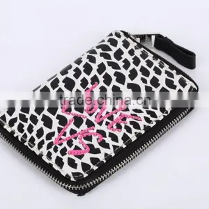 Wholesale Women PU Material Travel Wallet thumbnail-1