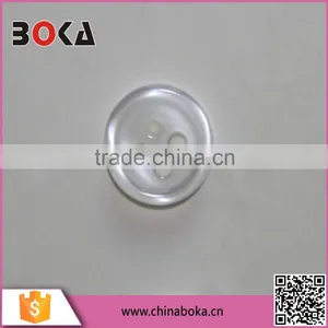 2015 Wholesale Classic White Round Shape Plastic Buttons With 4 Holes Yiwu Factory on Direct Sale thumbnail-3