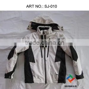 Outdoor Ski Wear thumbnail-1