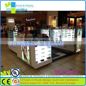 Lighted Sunglasses Display thumbnail-1