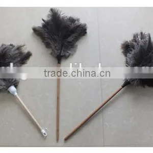 Ostrich Feather Duster With Beech Handle thumbnail-2