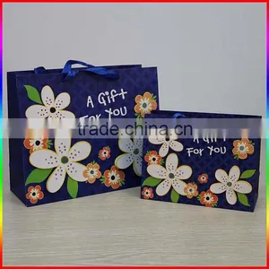 Fashionable Colourful Paper Gift Packing Bag With Flower Design thumbnail-2
