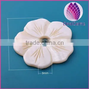 Large Size Shell Flower 45*45mm / Shell Pendant Charms thumbnail-1