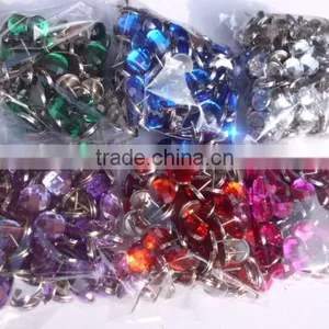 Factory Supply Excellent Quality Rhinestone Crystal Buttons From China thumbnail-5