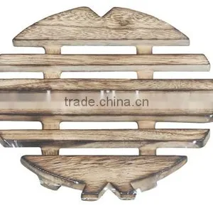 Wooden Mat With Wheels for Your Flower Pot thumbnail-5