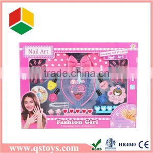 Plastic Beauty Make up Set Toys for Kids thumbnail-1