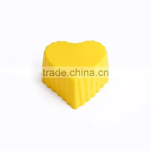 Top Quality Silicone Material Lemon Shape Squeezer thumbnail-3