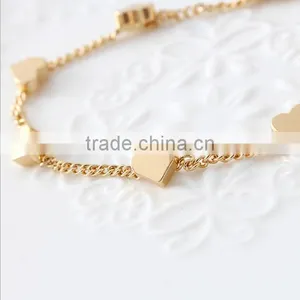 Zm33719a Simple Ladies New Model Gold Plated Heart Shaped Charm Bracelet thumbnail-3