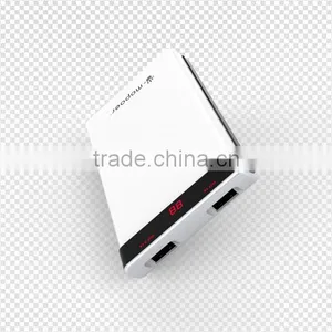 13600mah Portable Charger With Digital Display thumbnail-3