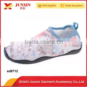 OEM and Custom Beautiful Water Proof Beach Water Walking Shoes thumbnail-4