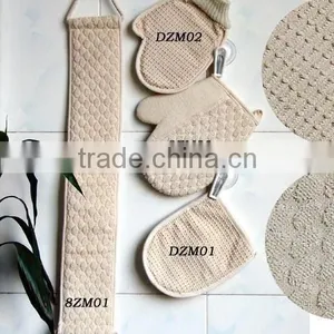 Bath Glove & Bath Scrubber thumbnail-1