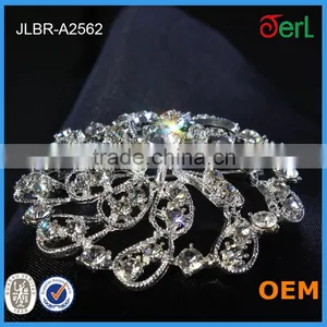 Shinning Fashion Wedding Invitation Crystal Embellishment Brooch thumbnail-1
