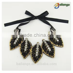 2016 Wholesale Hot Selling Handmade Beaded Neckline Guangzhou Made thumbnail-1