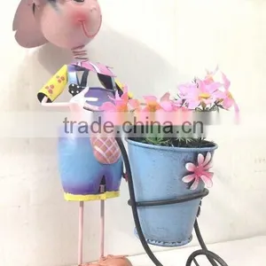 2015 Newest Design Girl Boy Garden Decoration Metal Girl Flower Pot Metal Bog Flower Pot Metal Flower Pot thumbnail-3
