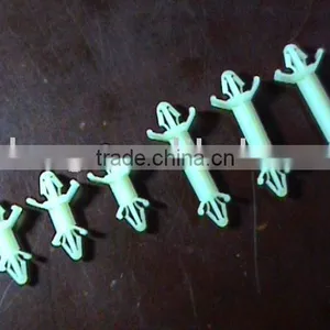 Plastic Part thumbnail-1