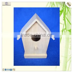 Hot Selling Eco-friendly Outdoor Decorating Polished Wooden Bird House thumbnail-5