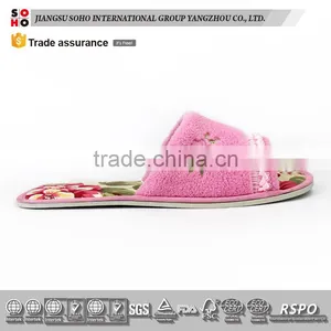 2017 Attractive Design Flat Resort Logo Embroidered Velvet Eva Hotel Slippers Indoor Slipper thumbnail-2