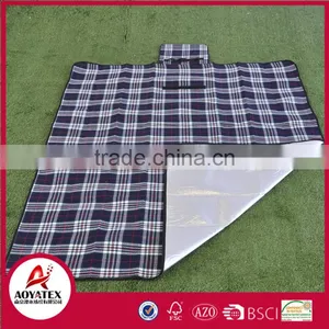 Briefcase Style 100% Acrylic Waterproof Outdoor Blanket thumbnail-3