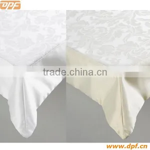Jacquard Table Cloth thumbnail-1