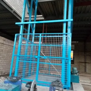 Hydraulic Scissor Lift Industrial Plants Used In Lifting Operations Over Large Areas thumbnail-1