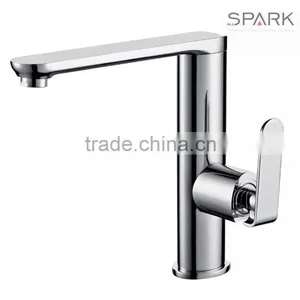 Hot Cold Mixer Chromed Pull Out Spray Kitchen Faucets thumbnail-2