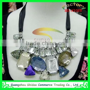 Fashion Wholesale Fashion Statement Jewelry Synthetic Diamond Necklace thumbnail-1