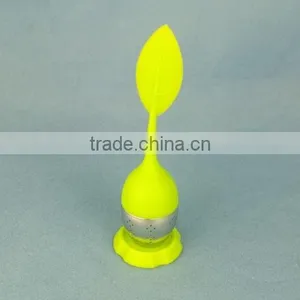 Stainless Steel and Silicone Tea Strainer thumbnail-2