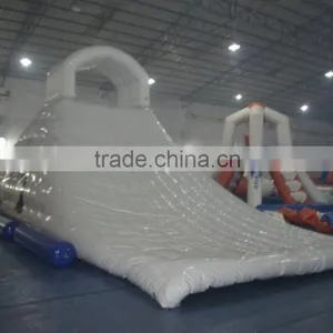 New Style Giant Inflatable Water Floating Island/Floating Water Slide thumbnail-3