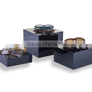 Acrylic Gloss Stacking Display Cubes Nesting With 1 Large, 1 Medium, 1 Small Stand thumbnail-2
