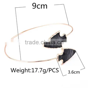 Hot Gold Triangle Arrows Arm Chain thumbnail-4