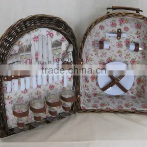 Fasional Willow Picnic Basket thumbnail-1