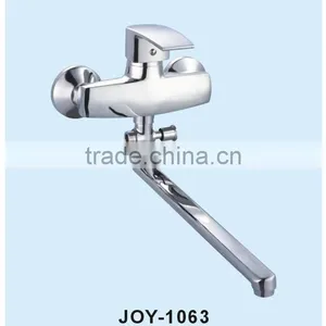 NEW DESIGN BRASS FAUCET FOR BATHTUB thumbnail-2