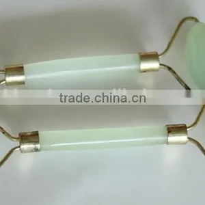 Jade Roller Massager thumbnail-2
