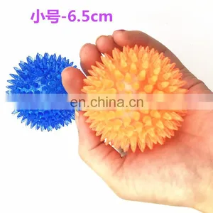 3 Sizes Bouncing Ball Teeth Cleaning Tpr Throwing Spiky Dog Toy thumbnail-5