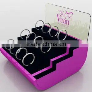 Noble Acrylic Watch Display thumbnail-1