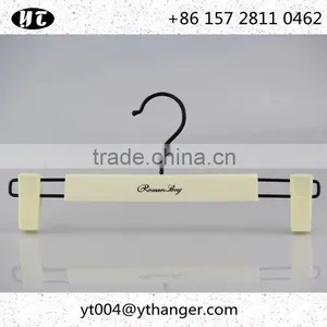 Best Selling White Plastic Clothes Hanger and Pants Hanger for Lady thumbnail-6