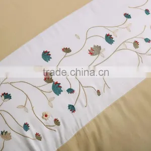 Classic Golden 100% Cotton Hotel Bedlinen Flower Embroidery Bed Sheet Set 500TC Wholesale Bedding Set thumbnail-3