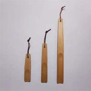 Eco-friendly Handle Beech Shoehorn Wood Customized Logo Hotel Homehold Reusable Shoe Lifter thumbnail-1