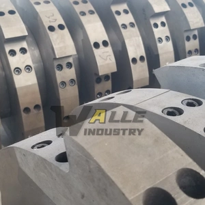 Double/two Shaft Shredder Machine For Recycling Metal Scraps/used Tires/soild Waste/plastic/wood thumbnail-2