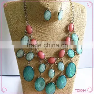 Multi Layered Drop Resin Necklaces Fashion Jewelry Set Alloy Sweater Necklace thumbnail-1