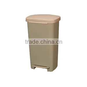 50L Pedal Plastic Dustbin Indoor Dustbin With Wheels thumbnail-1