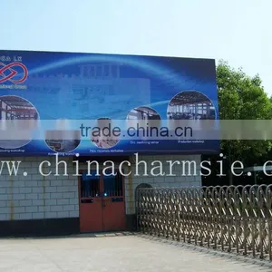 GIGA LX-708 Vwaste Carton Press Machine thumbnail-1