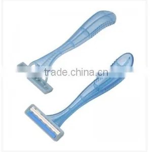 Triple Blades Disposable Shaving Razor Compared With Gillette Mach 3 thumbnail-1