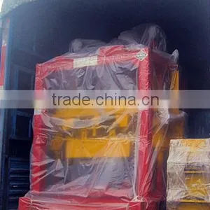Manual Concrete Block Moulding Machine QT4-40, QTJ4-40 From Huarun Tianyuan Factory thumbnail-4