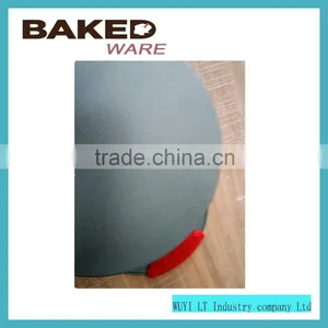 Checkerboard Cake Pan Baking Pan With Silicone Handle thumbnail-1