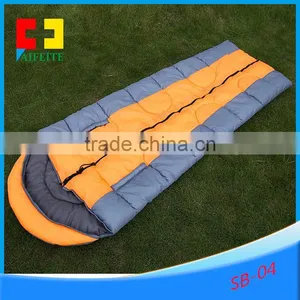 Camping Sleeping Bag With Carrying Case - Green thumbnail-1