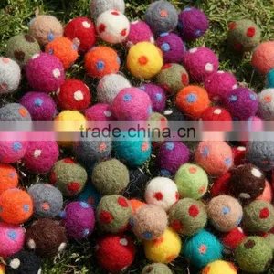 Christmas Decoration Wool Felt Ball/felt Balls Garland thumbnail-1