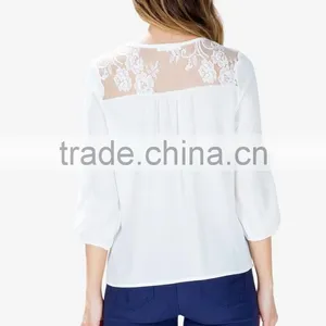Crew Neck Long Sleeves Fashion Lace Blouse With Keyhole Front thumbnail-5