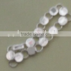 Disc Loop Link Bracelet thumbnail-1